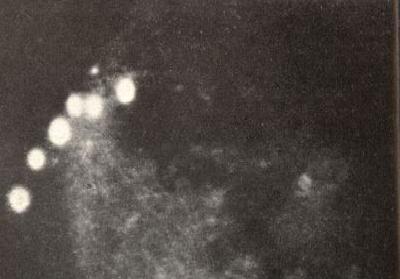 Adamski's photo of 6 UFOs